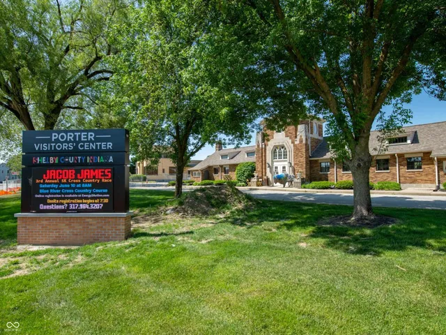 $259,900 | 1420 Aster Drive, Shelbyville, IN 46176