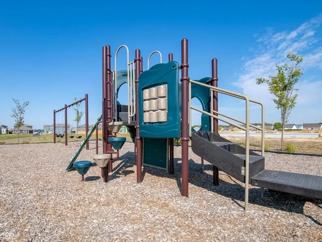 $259,900 | 1420 Aster Drive, Shelbyville, IN 46176