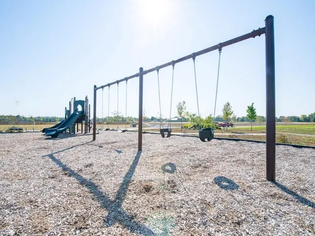 $259,900 | 1420 Aster Drive, Shelbyville, IN 46176