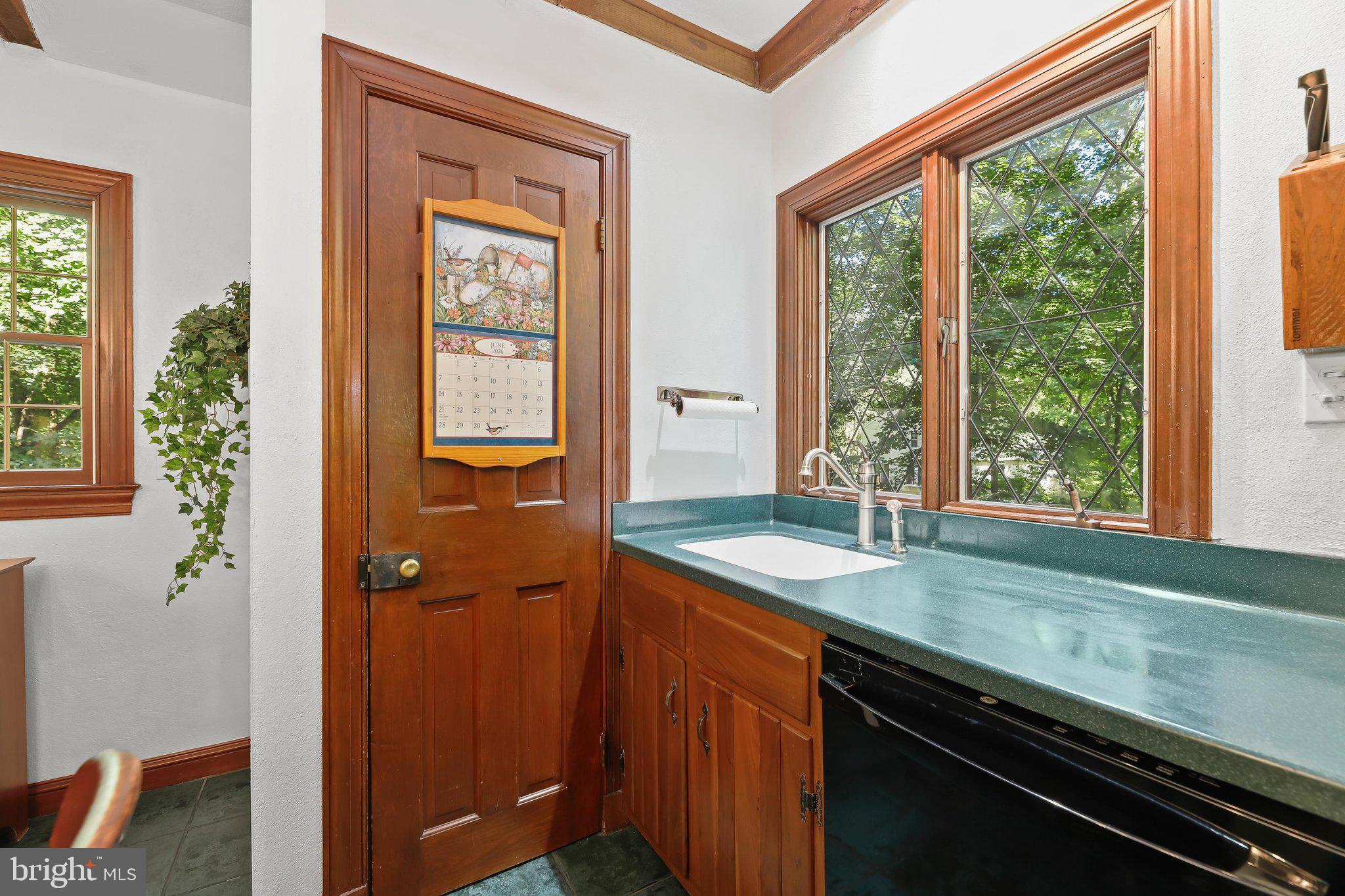 3903 Dance Mill Road Phoenix, MD 21131 - Photo 23 of 79 Pantry