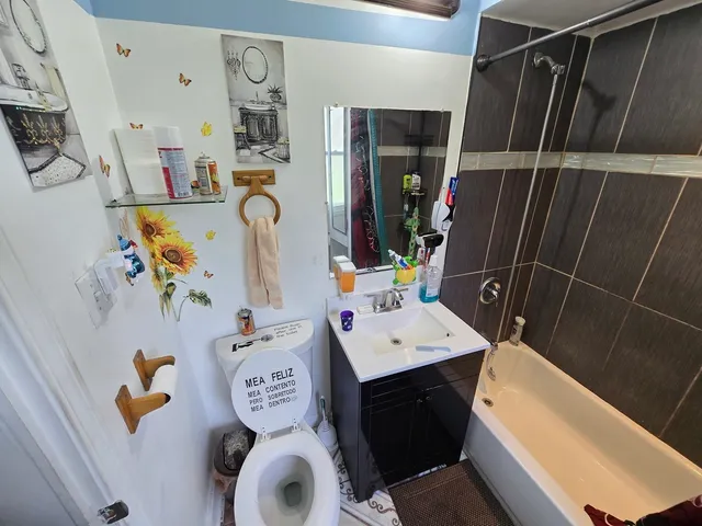 $239,900 | 6805 South Wood Street, Chicago, IL 60636