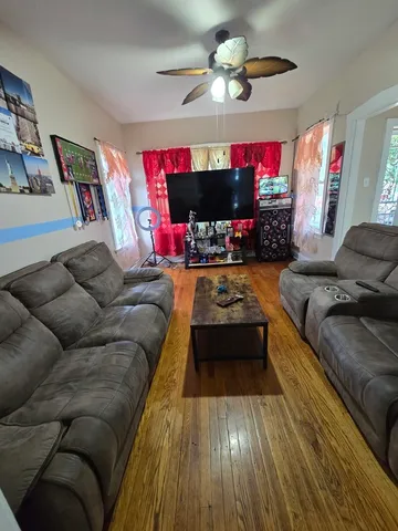 $239,900 | 6805 South Wood Street, Chicago, IL 60636