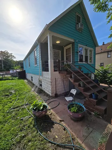 $239,900 | 6805 South Wood Street, Chicago, IL 60636