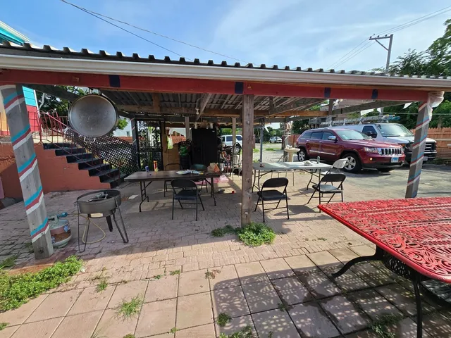 $239,900 | 6805 South Wood Street, Chicago, IL 60636