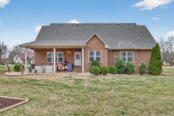 $654,900 | 103 Bloomsbury Drive, Portland, TN 37148