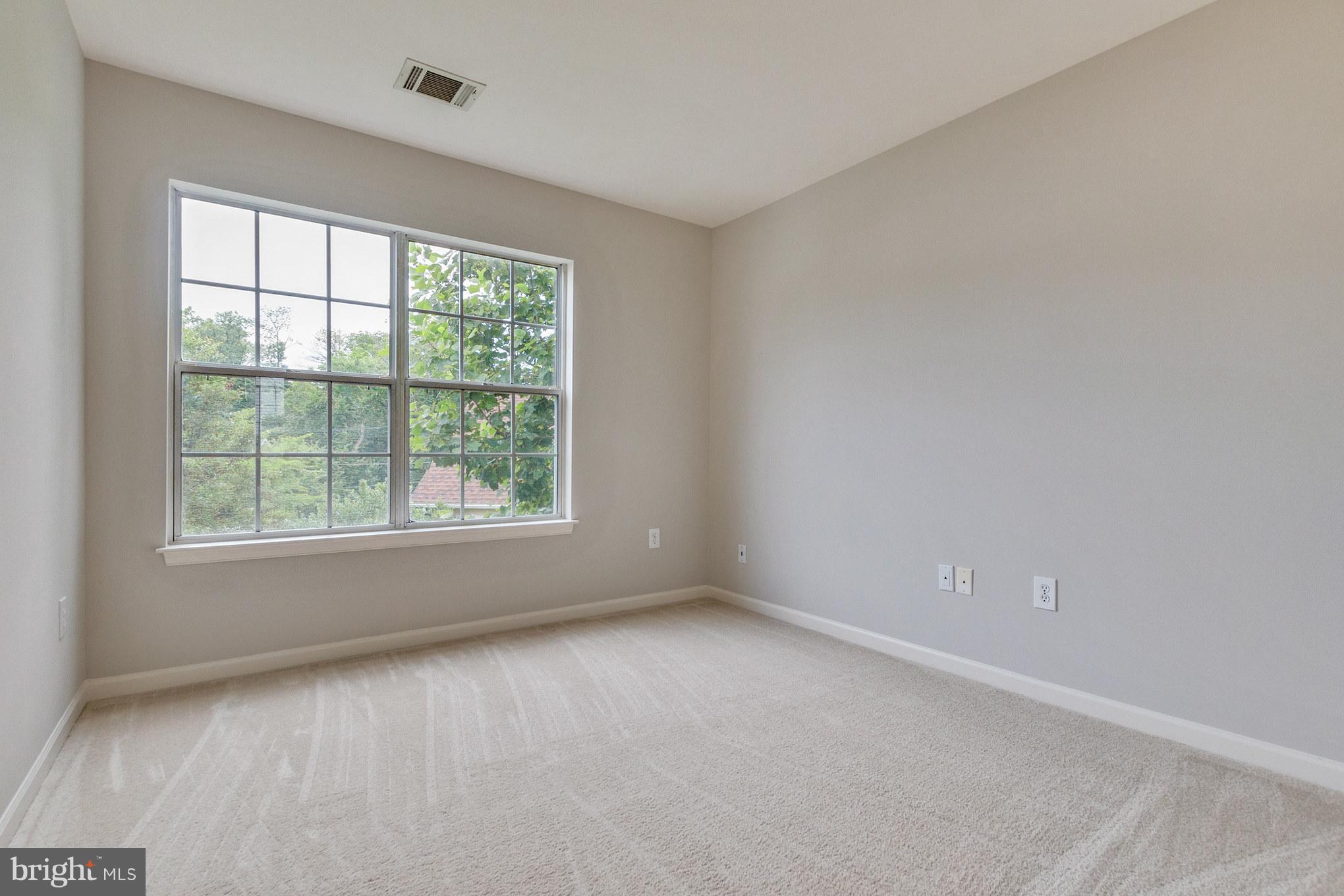 12929 Summit Ridge Terrace Germantown, MD 20874 - Photo 16 of 25 Third Bedroom