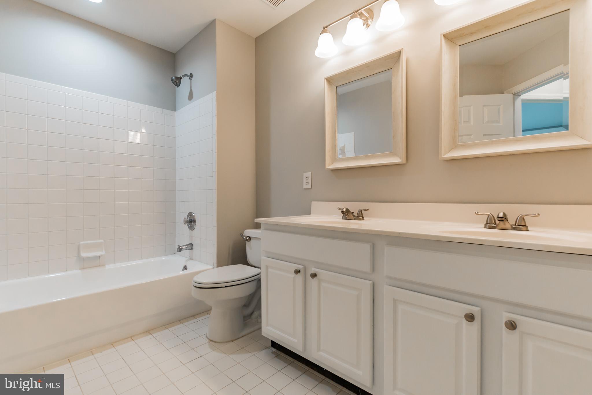 12929 Summit Ridge Terrace Germantown, MD 20874 - Photo 17 of 25 Second Full Bath