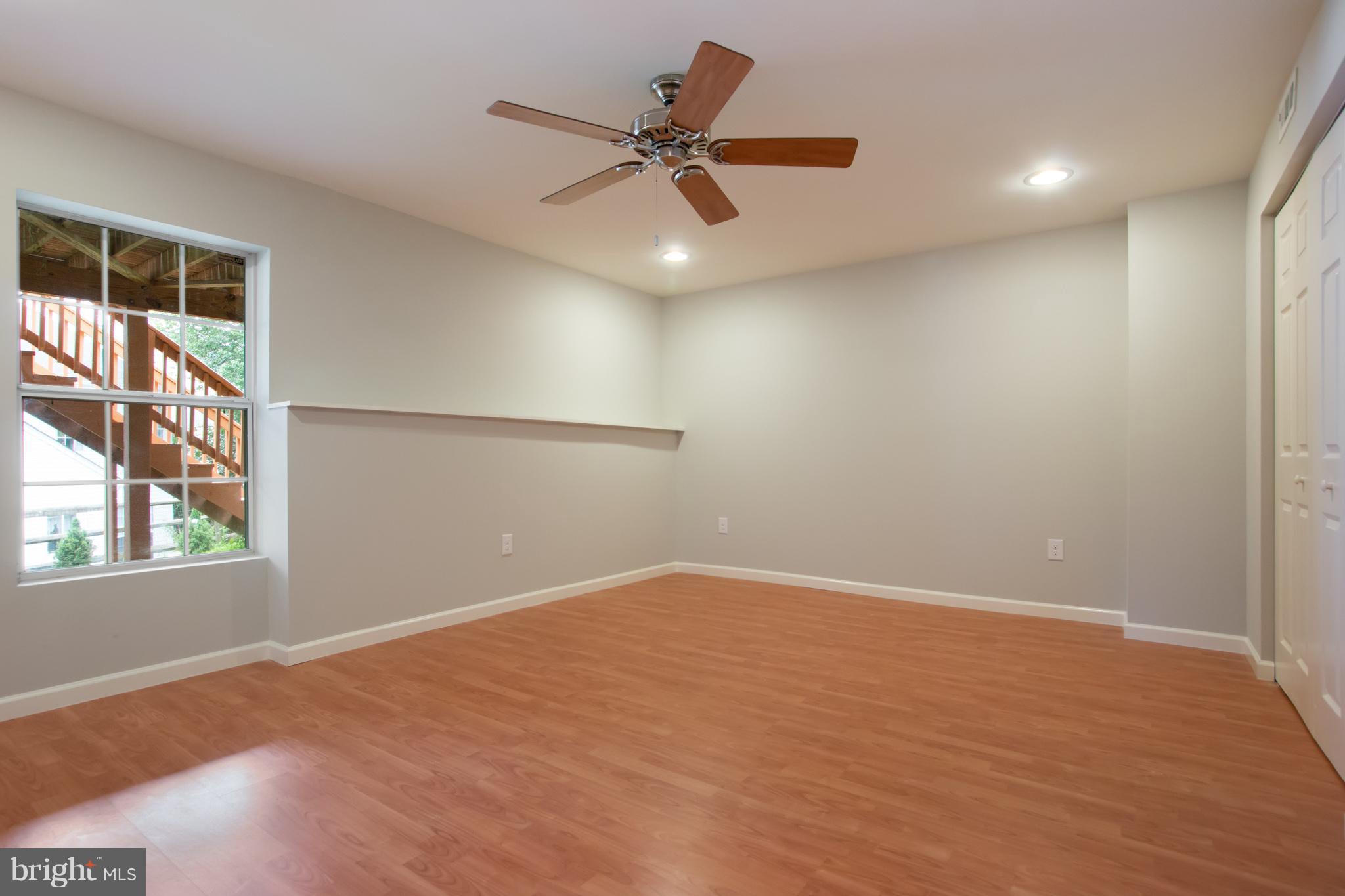 12929 Summit Ridge Terrace Germantown, MD 20874 - Photo 22 of 25 Fifth Bedroom