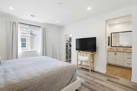 $1,225,000 | 6074 Colt Place, Unit 104, Carlsbad, CA 92009