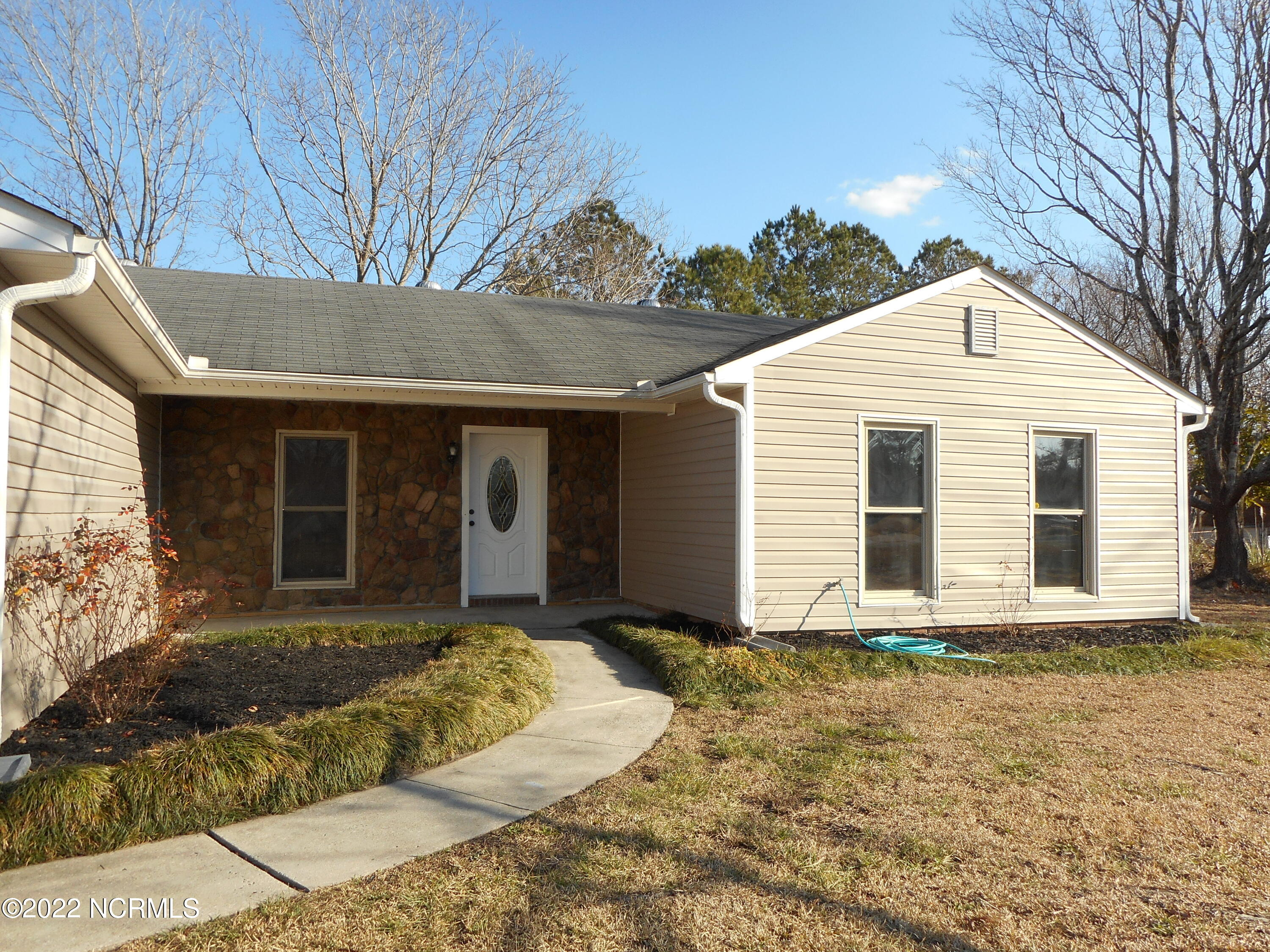 134 Shipman Road Havelock, NC 28532 - Photo 2 of 47 Front Entrance