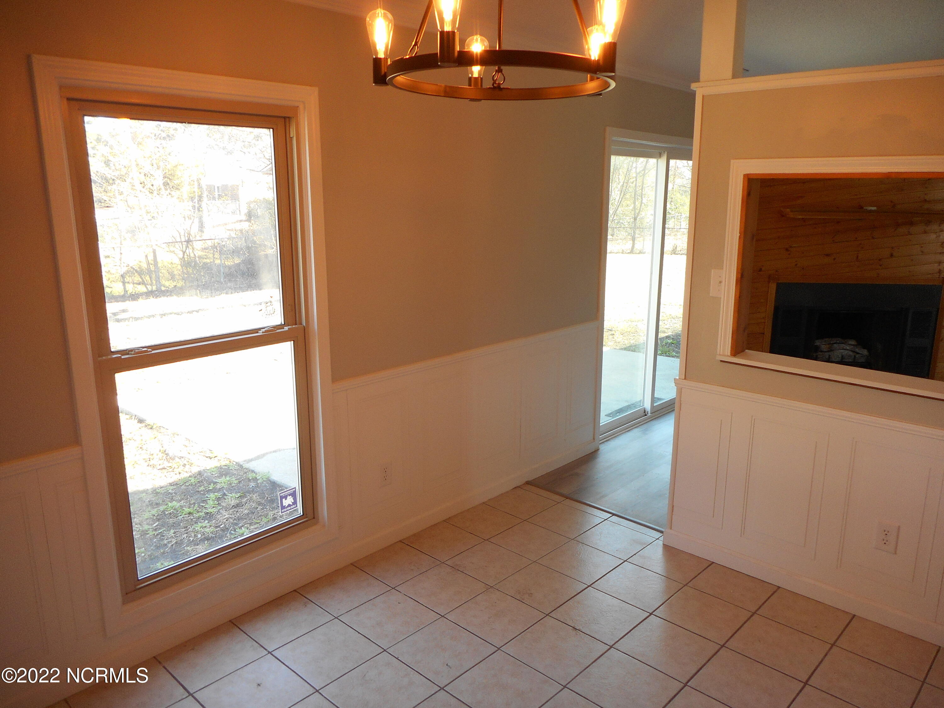 134 Shipman Road Havelock, NC 28532 - Photo 35 of 47 Dining Area