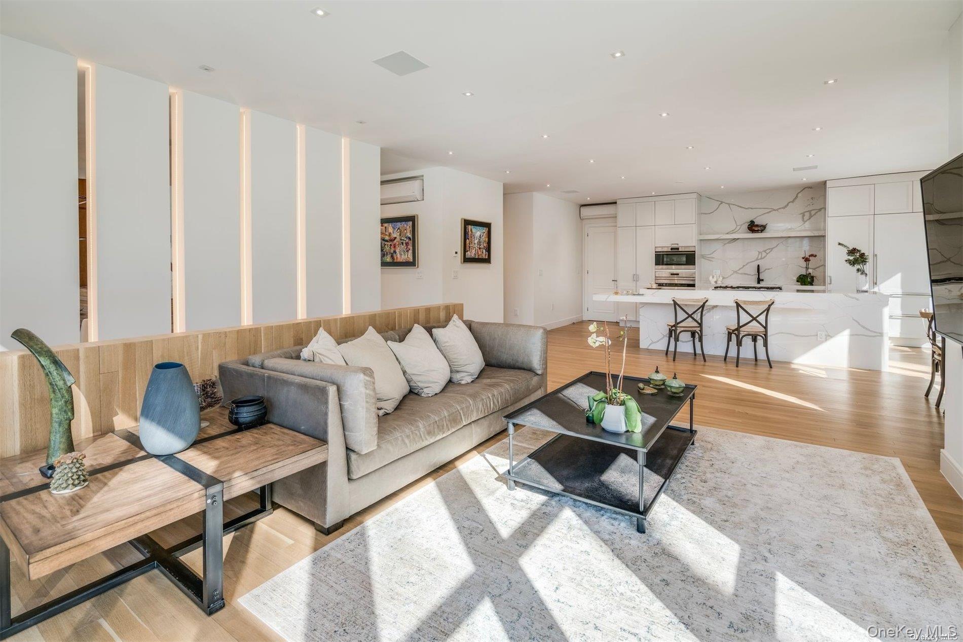 9 Winding Way Locust Valley, NY 11560 - Photo 14 of 35 Relaxing TV area