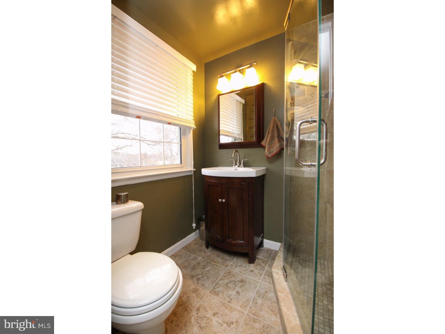 104 Oakmont Road Mount Laurel, NJ 08054 - Photo 14 of 23 Gallery Image 14
