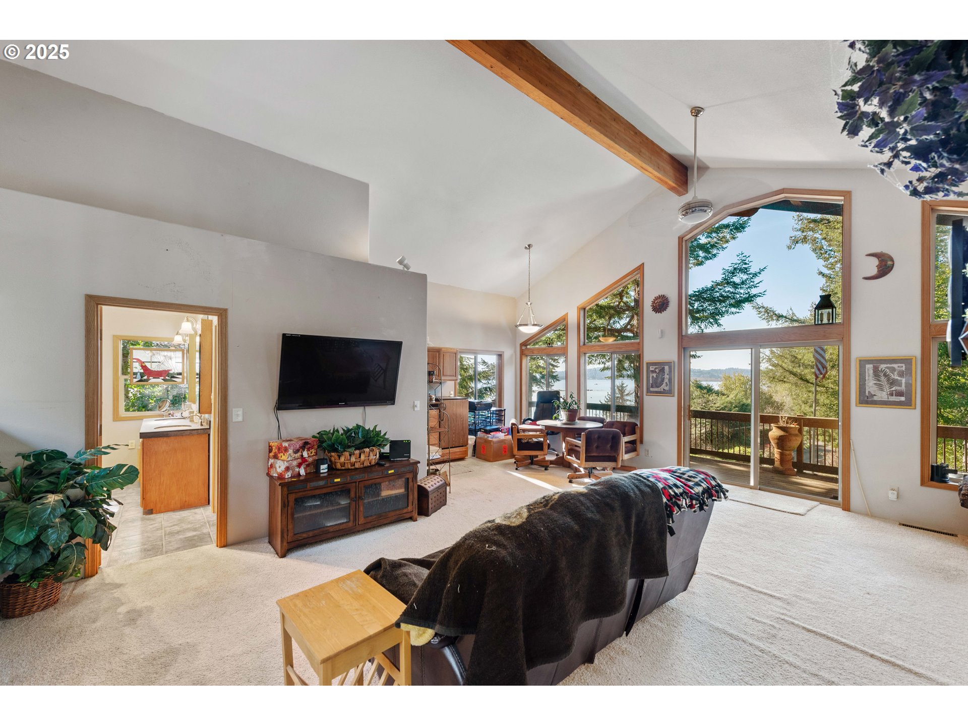 64323 East Bay Road North Bend, OR 97459 - Photo 27 of 48 Gallery Image 27