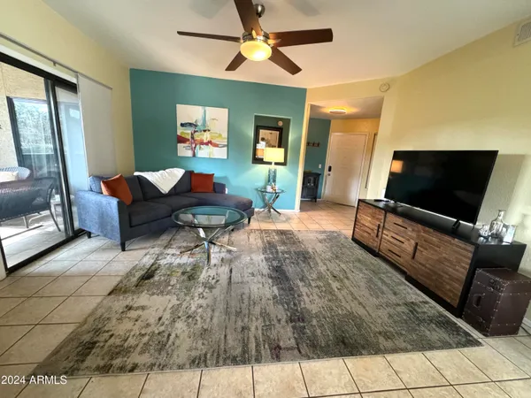 $2,200 | 15050 North Thompson Peak Parkway, Unit 1065, Scottsdale, AZ 85260