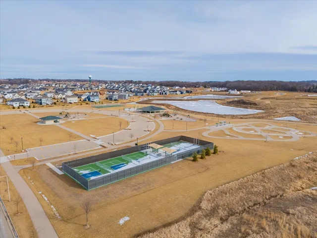 $469,900 | 4148 Fox Frst Way, DeForest, WI 53532