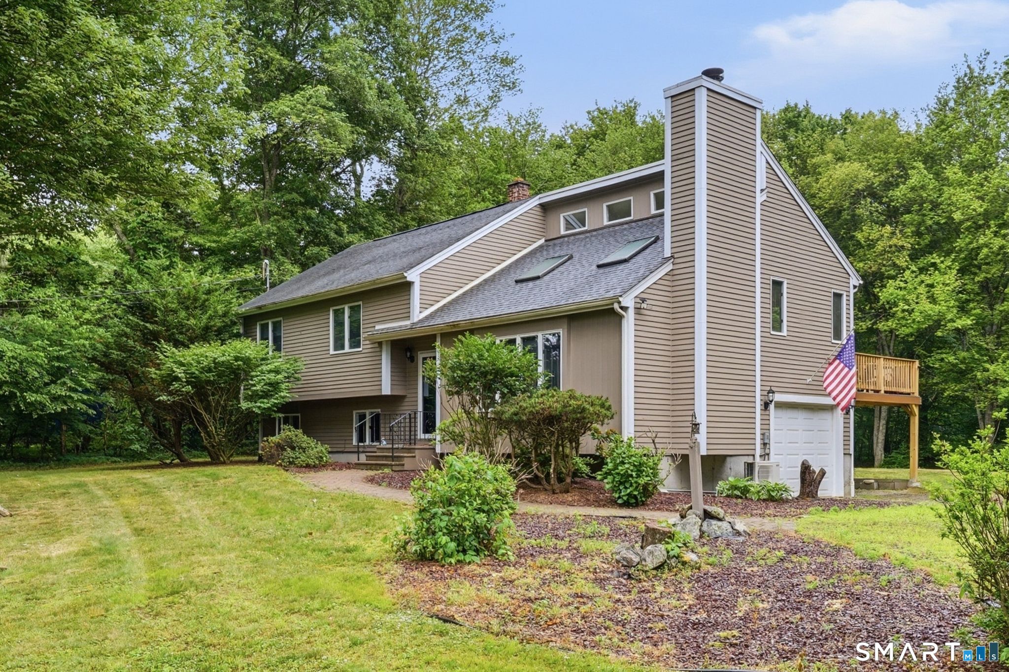 629 Voluntown Road Griswold, CT 06351 - Photo 3 of 39