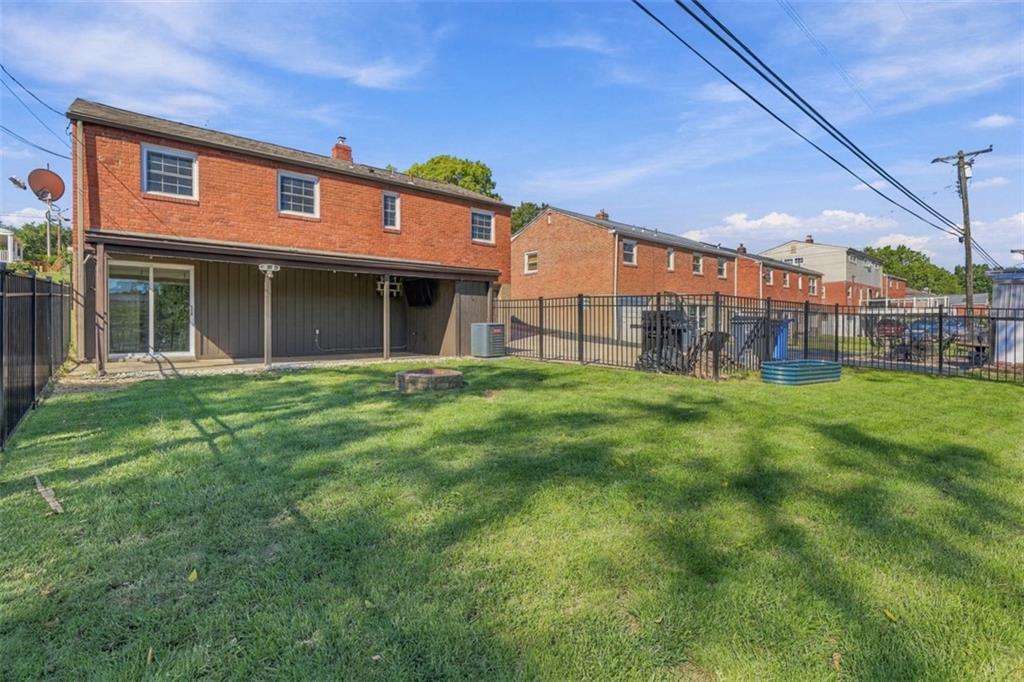 229 Orchard Spring Road Pittsburgh, PA 15220 - Photo 22 of 27 Gallery Image 22