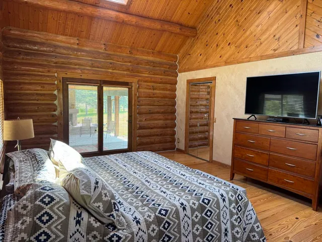 $524,900 | 6294 100th Avenue, Evart, MI 49631