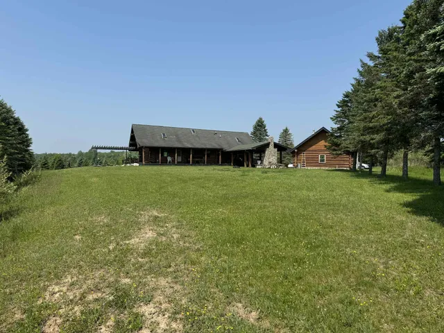 $524,900 | 6294 100th Avenue, Evart, MI 49631
