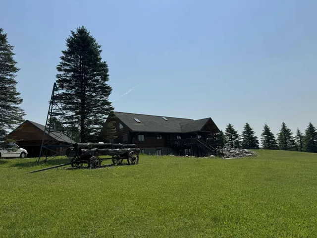 $524,900 | 6294 100th Avenue, Evart, MI 49631