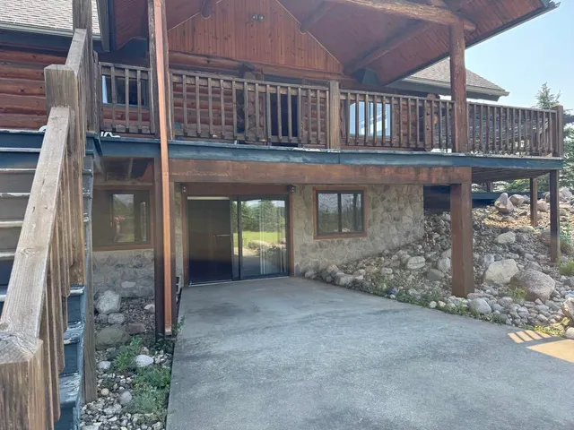 $524,900 | 6294 100th Avenue, Evart, MI 49631