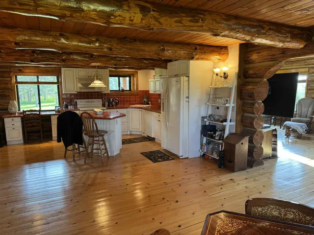 $524,900 | 6294 100th Avenue, Evart, MI 49631