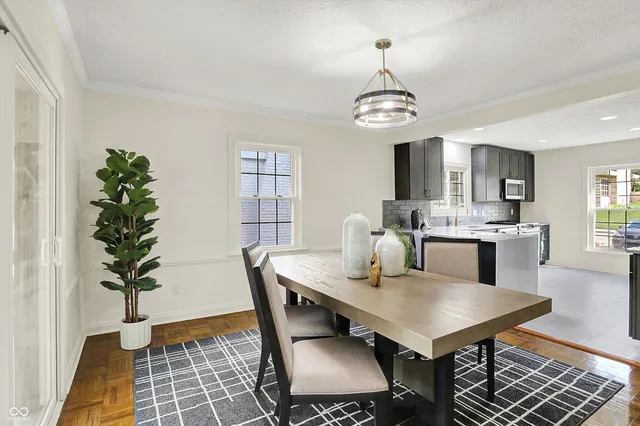 $886,500 | 22 West 54th Street, Indianapolis, IN 46208