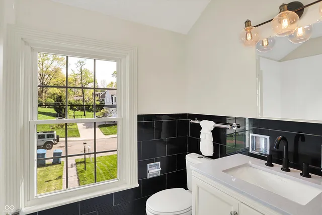 $886,500 | 22 West 54th Street, Indianapolis, IN 46208