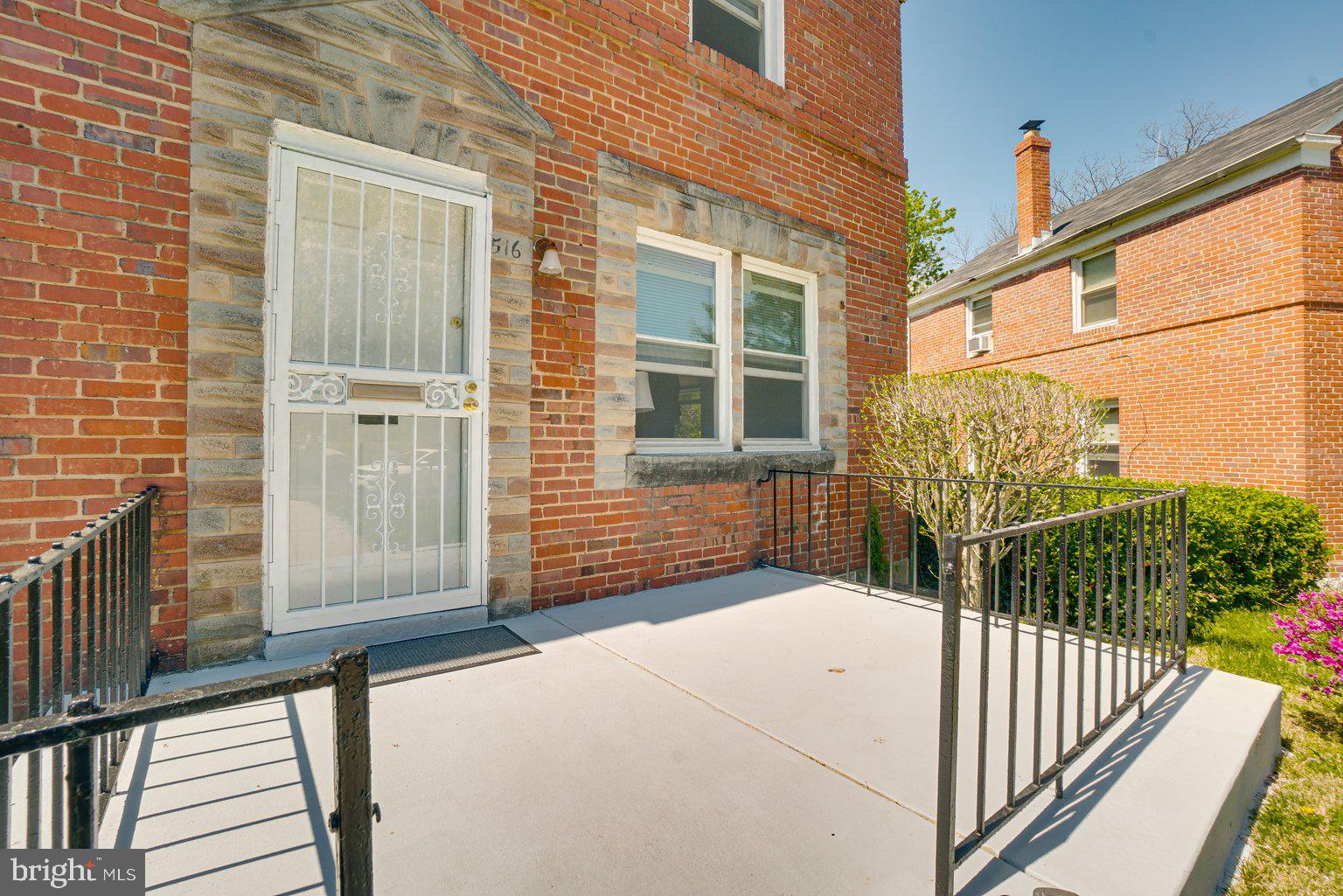 516 Random Road Baltimore, MD 21229 - Photo 3 of 31