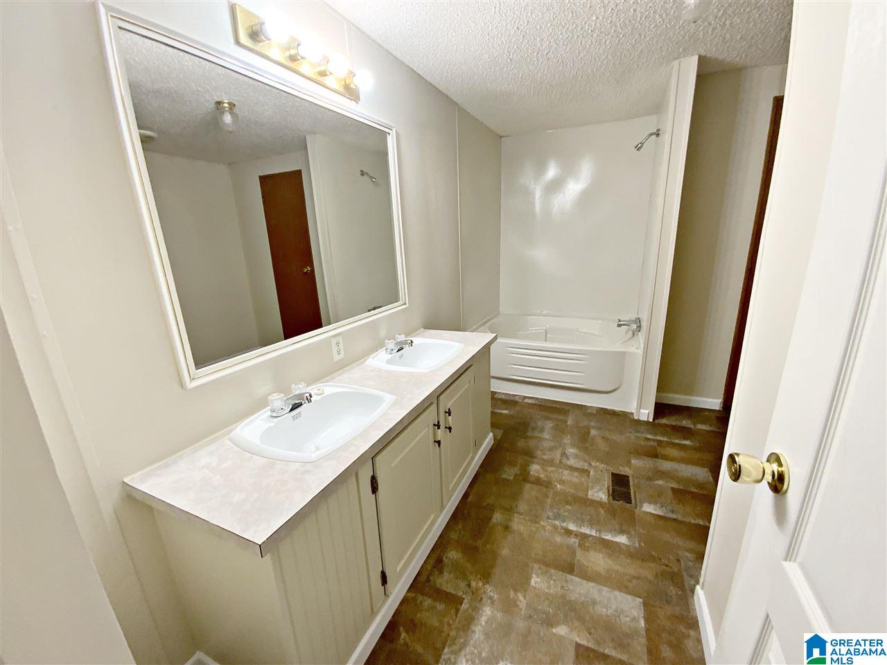 270 Cobb Road Ohatchee, AL 36271 - Photo 14 of 36