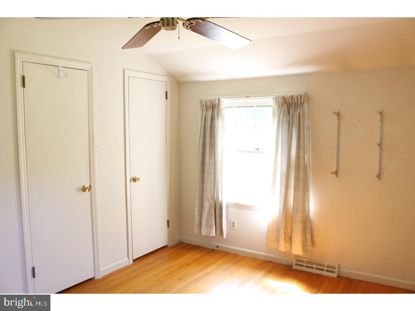 208 Hedgeman Road Moorestown, NJ 08057 - Photo 16 of 24 Gallery Image 16