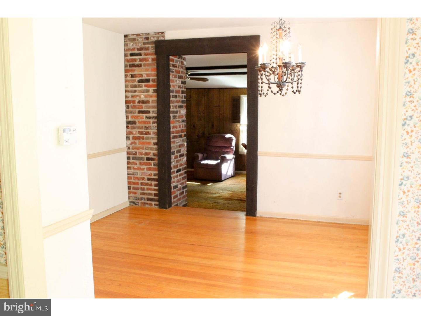208 Hedgeman Road Moorestown, NJ 08057 - Photo 5 of 24 Gallery Image 5