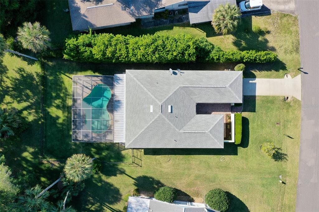 9 Crompton Place Palm Coast, FL 32137 - Photo 33 of 52 an aerial view of residential house with yard and swimming pool