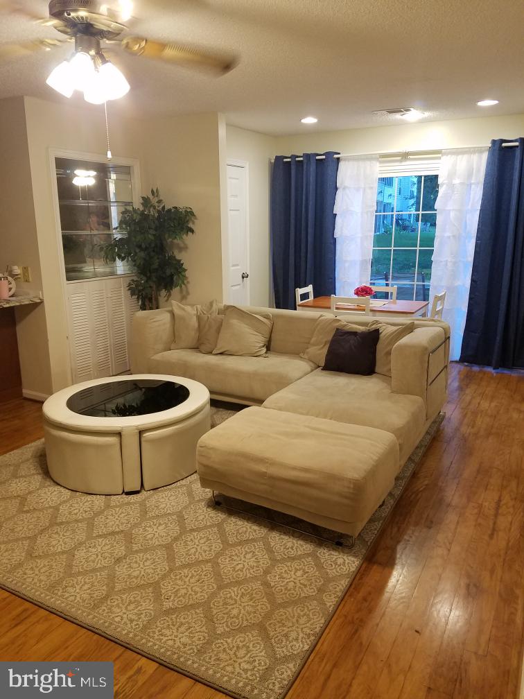 12000 Golf Ridge Court, Unit 351 Fairfax, VA 22033 - Photo 3 of 8
