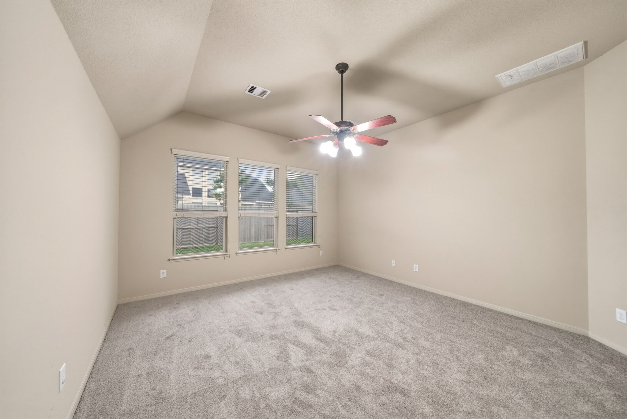 15919 Walnut Shores Drive Houston, TX 77044 - Photo 30 of 36