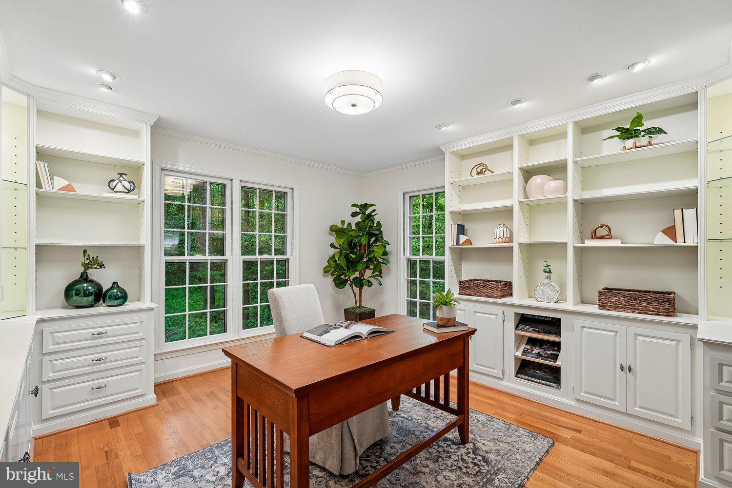 11732 Stuart Mill Road Oakton, VA 22124 - Photo 22 of 79 Office