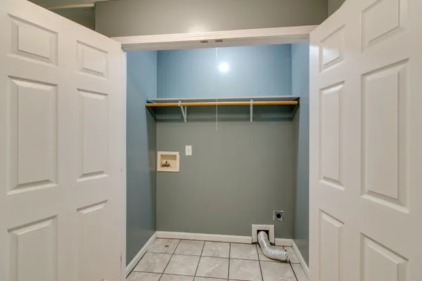 a view of walk in closet