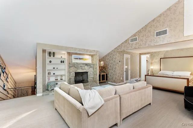 $825,000 | 6964 Old Quarry Road, De Witt, NY 13066