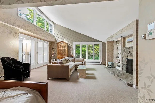 $825,000 | 6964 Old Quarry Road, De Witt, NY 13066