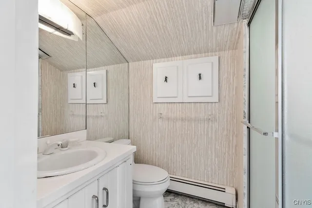 $825,000 | 6964 Old Quarry Road, De Witt, NY 13066