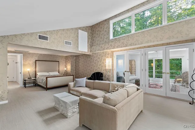 $825,000 | 6964 Old Quarry Road, De Witt, NY 13066