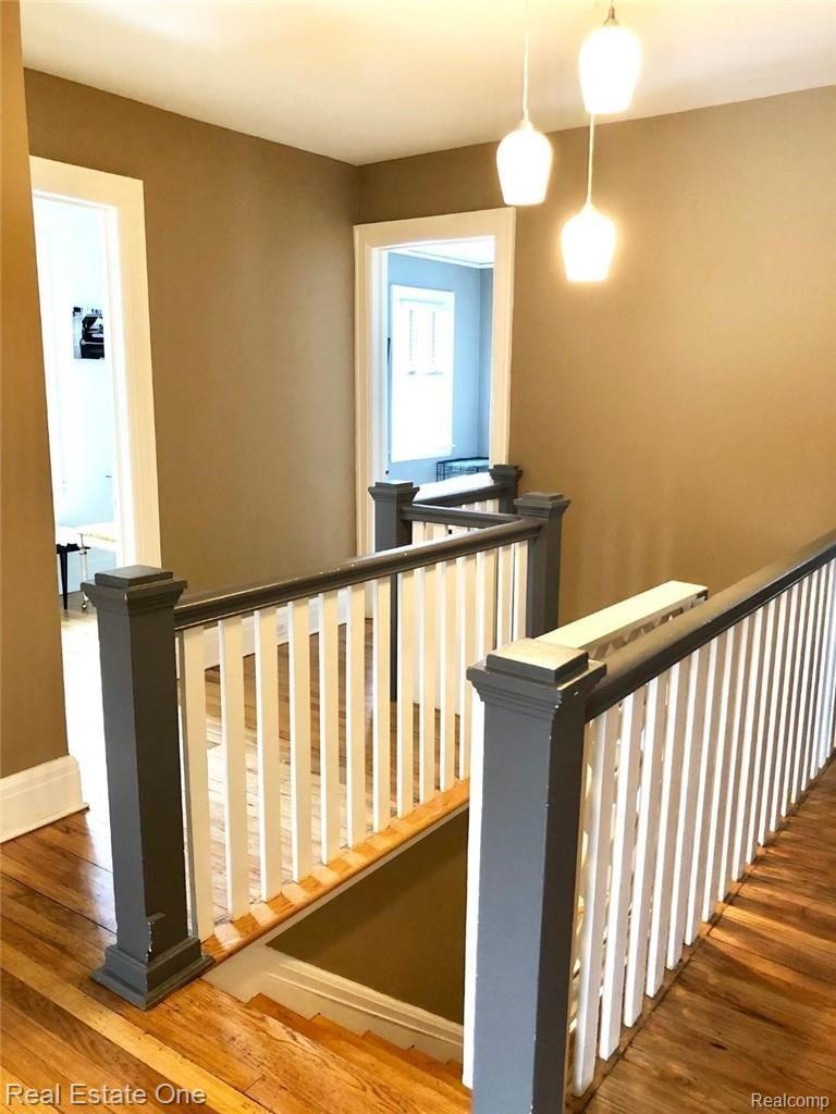 15590 Charles R Avenue Eastpointe, MI 48021 - Photo 9 of 20 charlesrupstairs.jpg