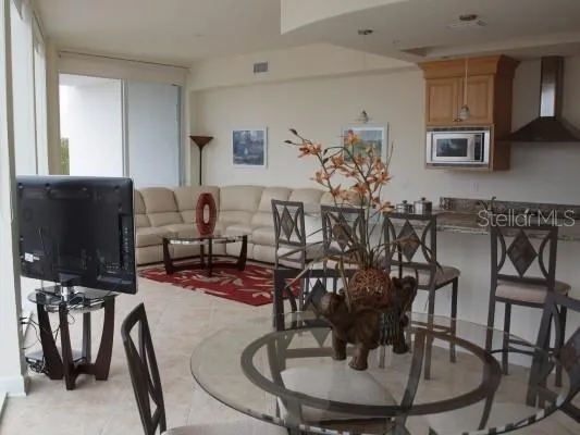 a view of a livingroom and dining room