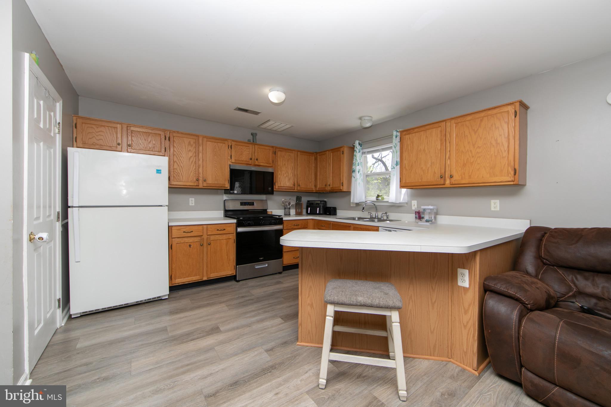 6 Lee Street Pemberton, NJ 08068 - Photo 11 of 29