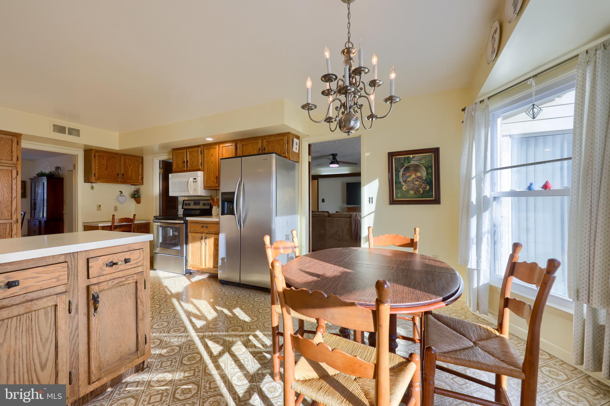 2370 Sutton Road York, PA 17403 - Photo 19 of 50