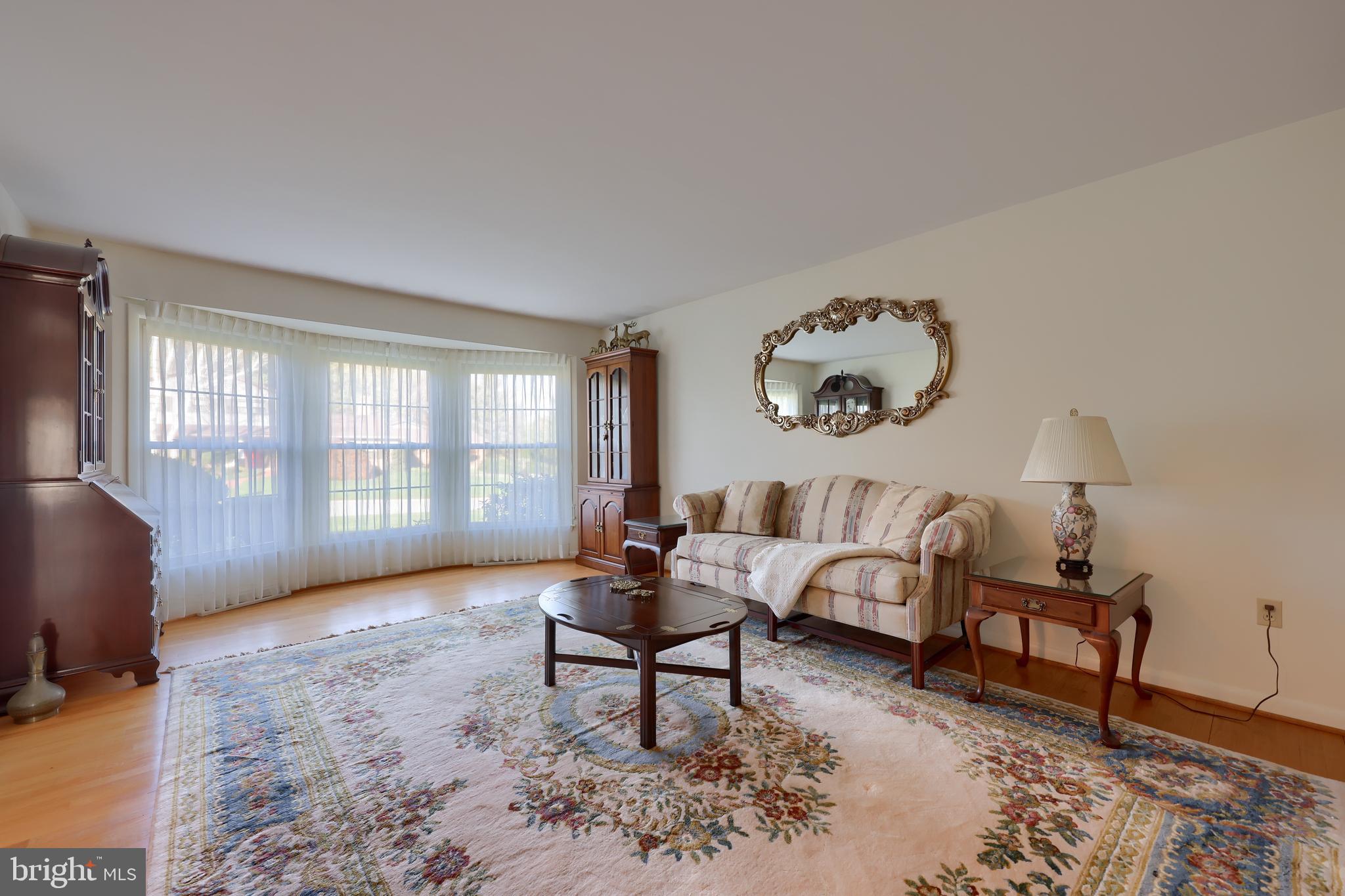 2370 Sutton Road York, PA 17403 - Photo 7 of 50