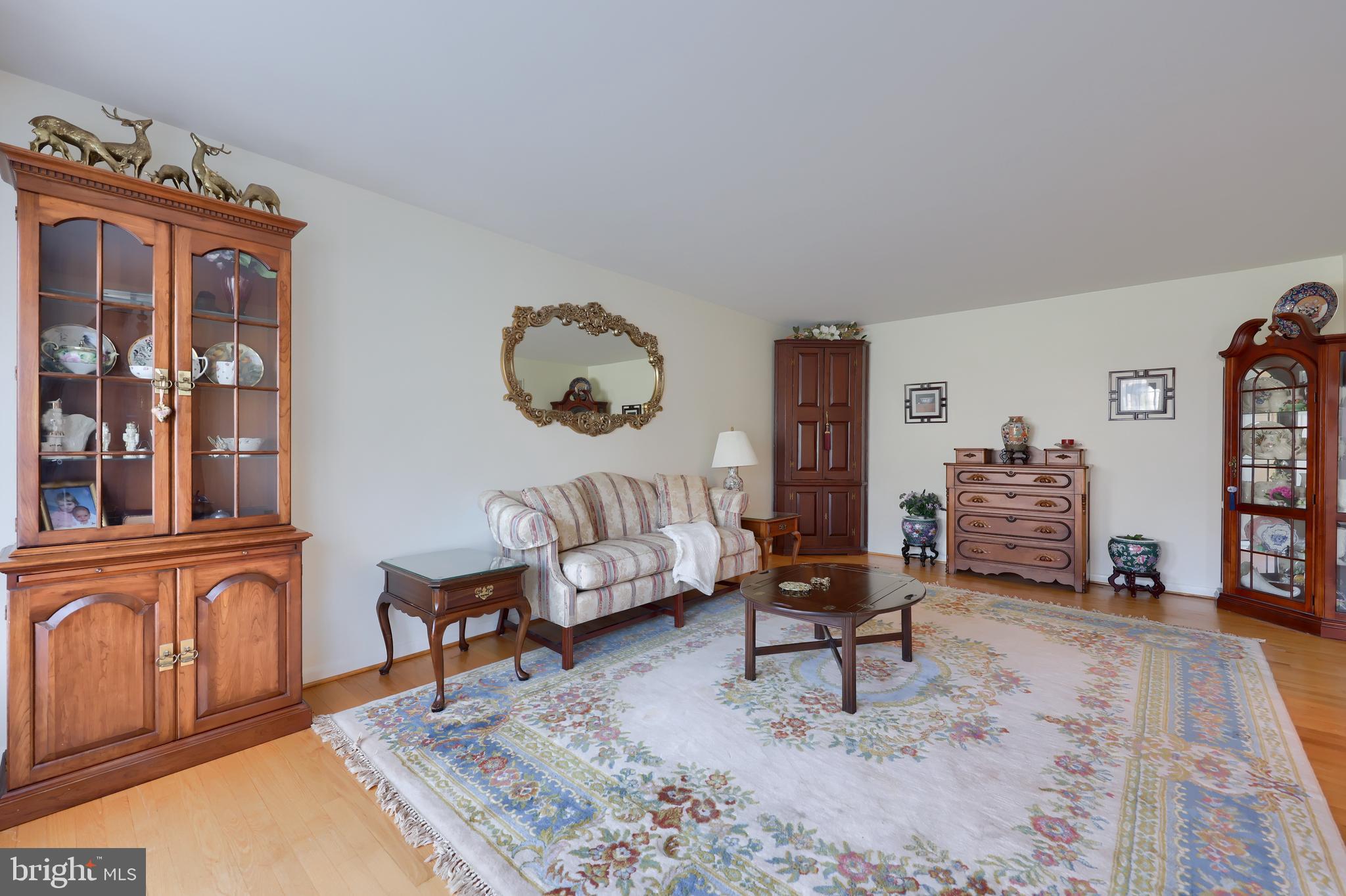 2370 Sutton Road York, PA 17403 - Photo 8 of 50