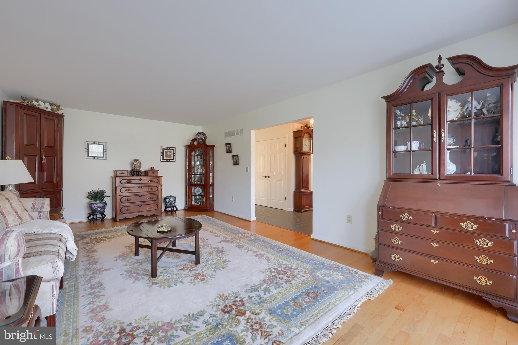 2370 Sutton Road York, PA 17403 - Photo 9 of 50