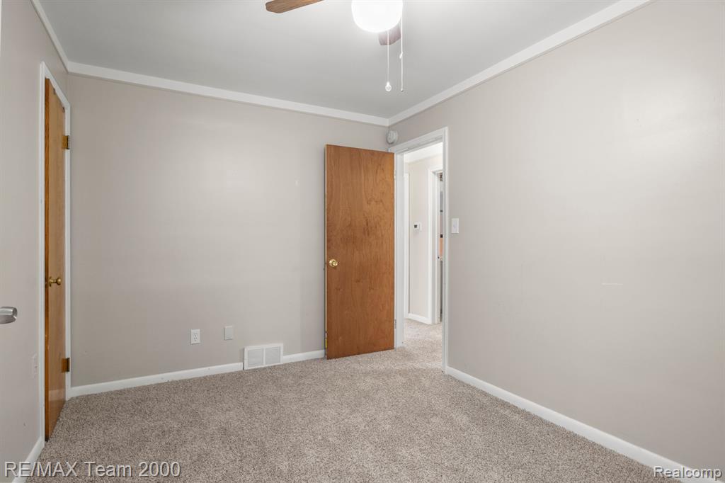 6744 Henry Ruff Road Garden City, MI 48135 - Photo 16 of 30 Gallery Image 16